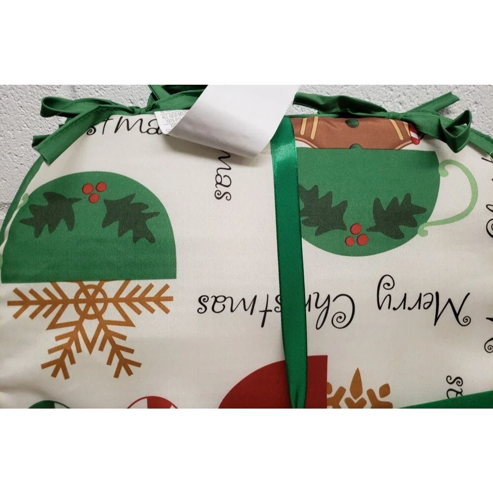 SET OF 4 CHAIR CUSHION PADS w/ties, 15x15